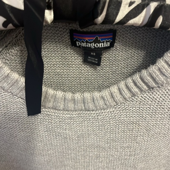 Patagonia organic cotton spring sweater, XS - Picture 2 of 3